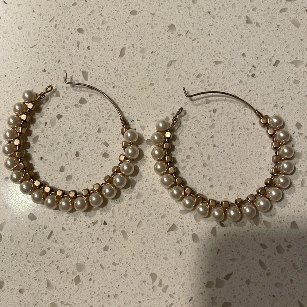 Pearl and gold hoop earrings